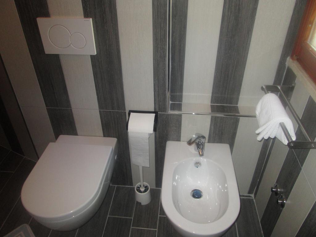 Hotel Prater Cesenatico Cameră foto